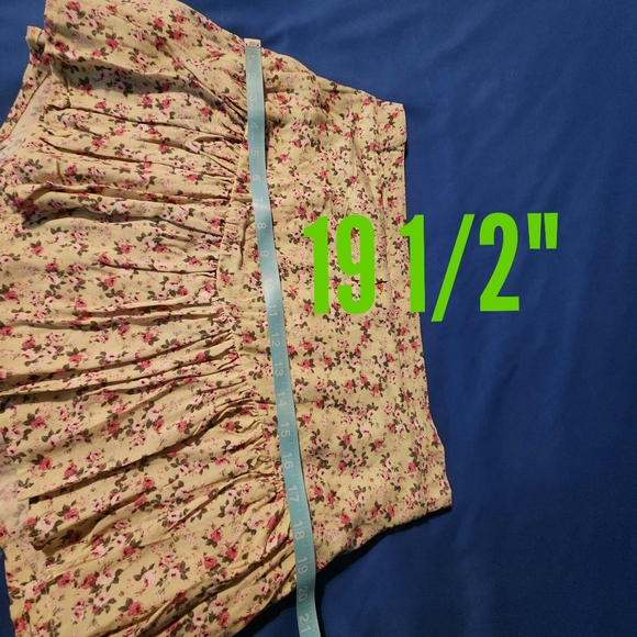 Ultra Flirt Juniors' Ruffled Hem Mini Skort - Picture 4 of 9